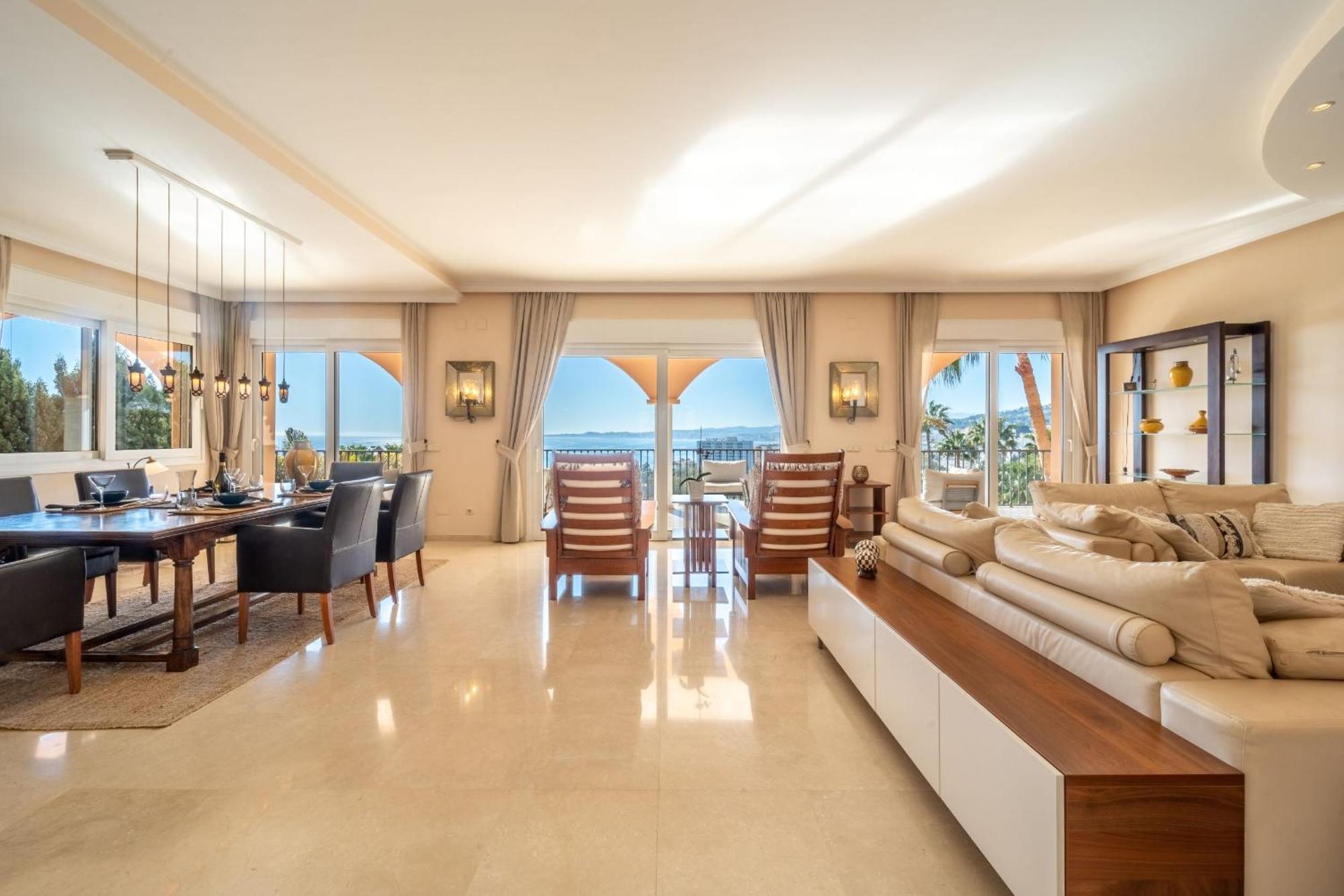 Beachside Villa With Panoramic Sea Views Benalmadena Ngoại thất bức ảnh