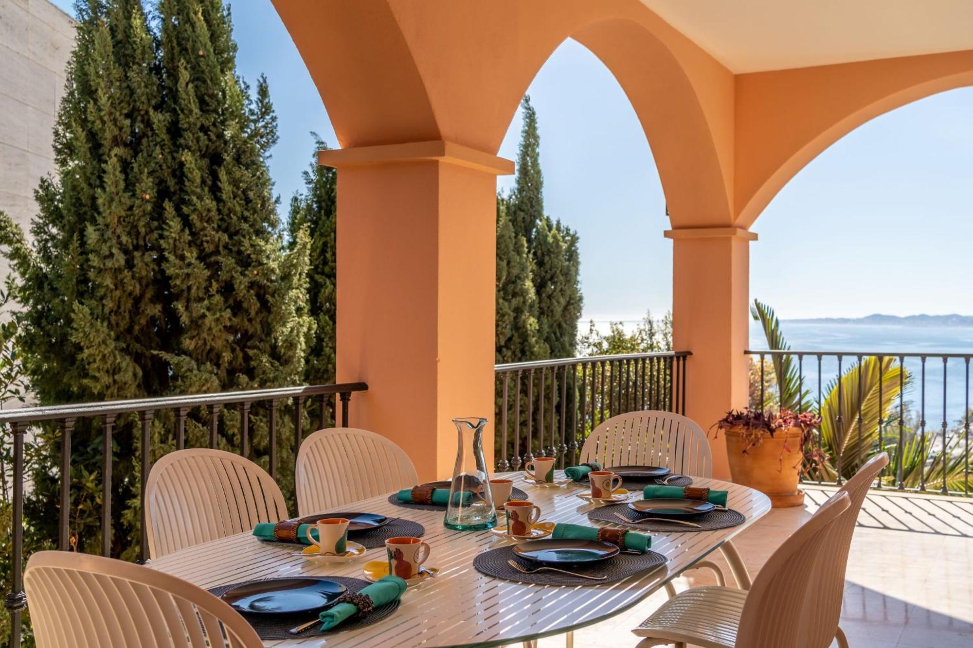 Beachside Villa With Panoramic Sea Views Benalmadena Ngoại thất bức ảnh