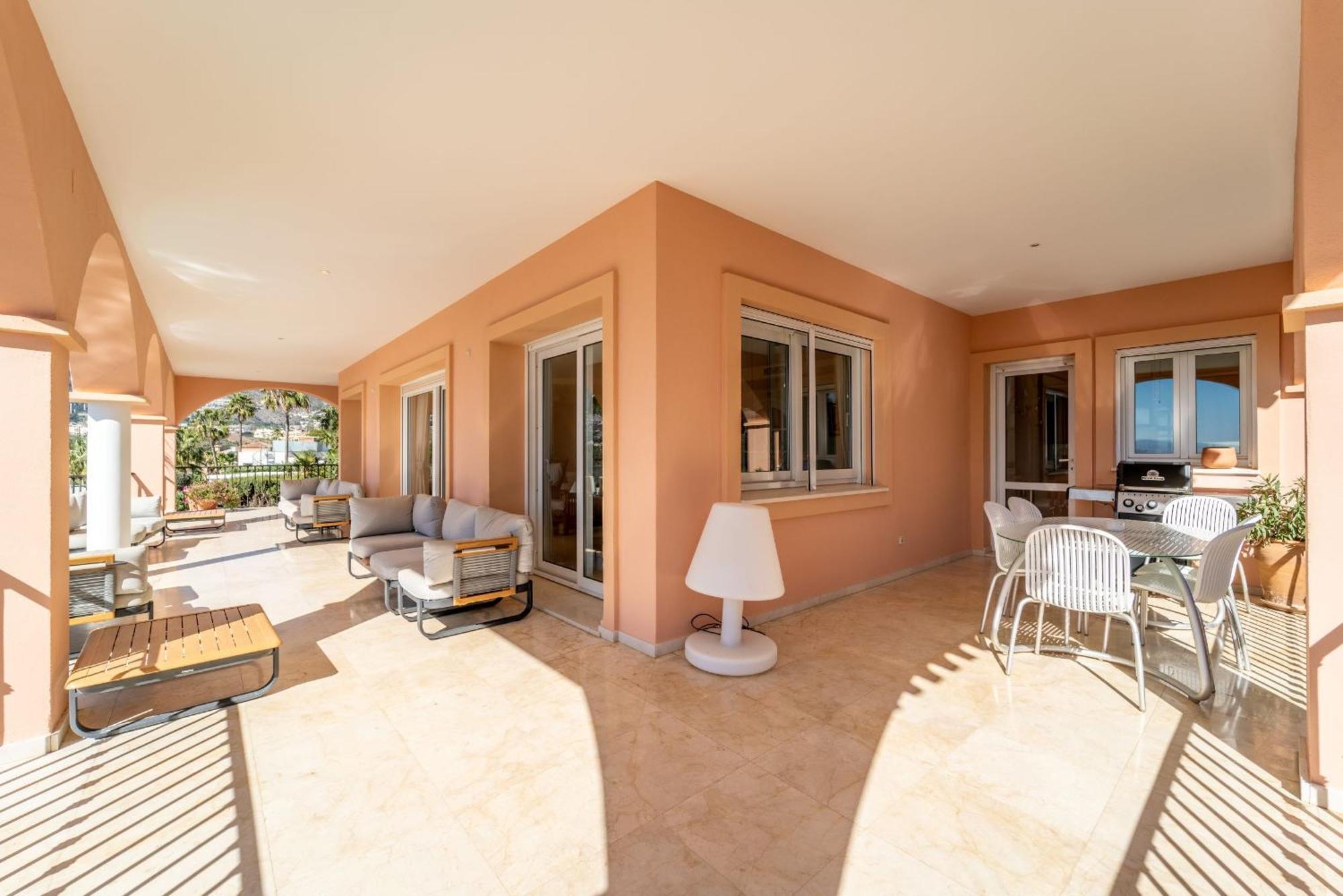 Beachside Villa With Panoramic Sea Views Benalmadena Ngoại thất bức ảnh
