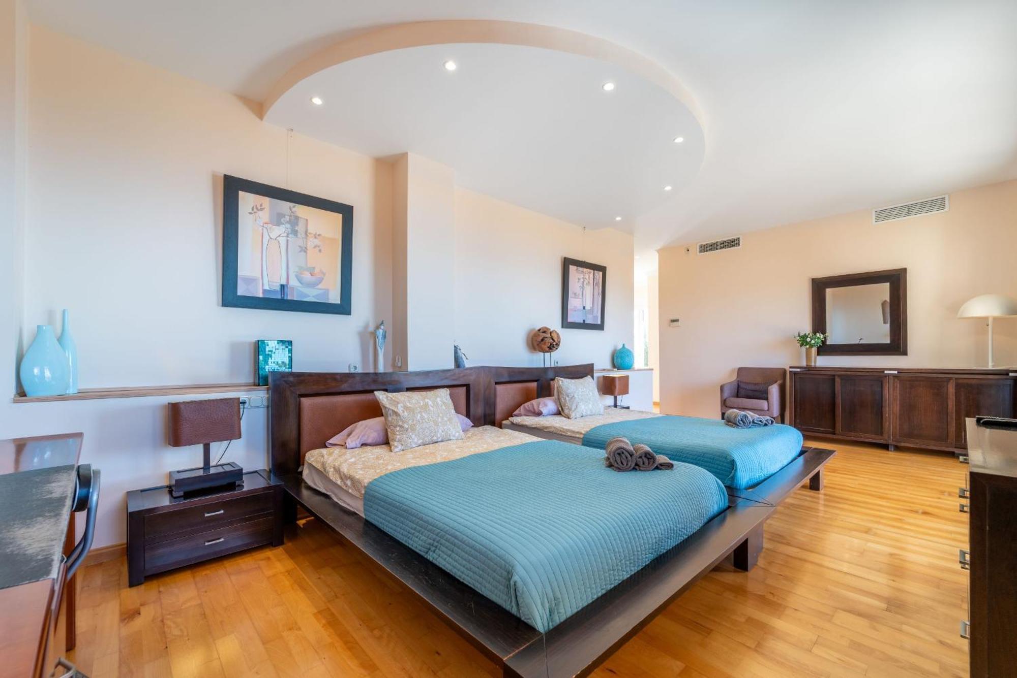 Beachside Villa With Panoramic Sea Views Benalmadena Ngoại thất bức ảnh
